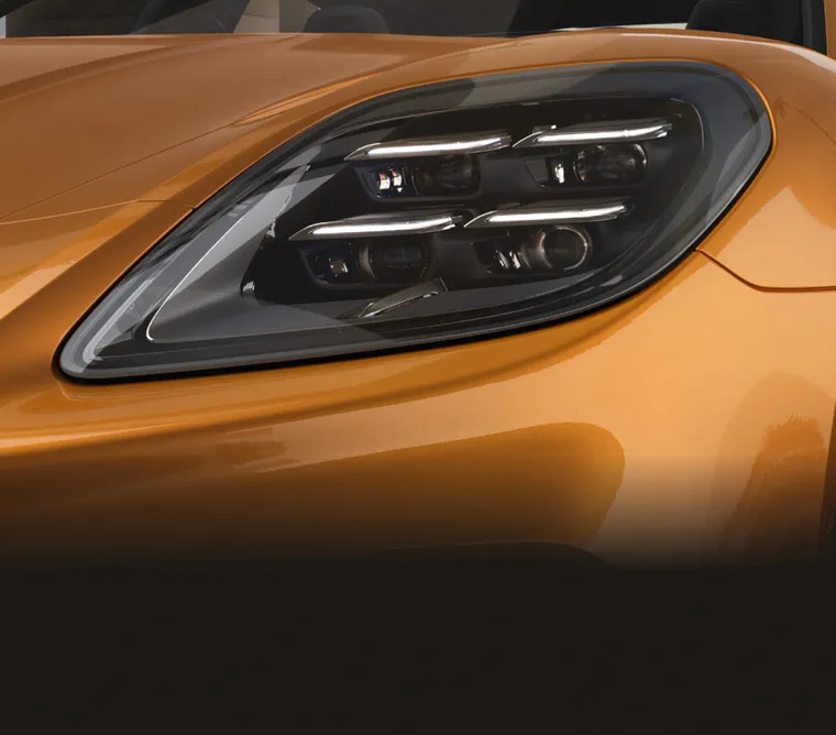 马德拉金属漆保时捷 Panamera Turbo E-Hybrid 高分辨率带矩阵光束的 LED 大灯细节图