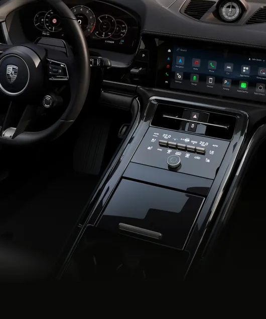 保时捷 Panamera Turbo E-Hybrid 内饰：驾驶舱视图