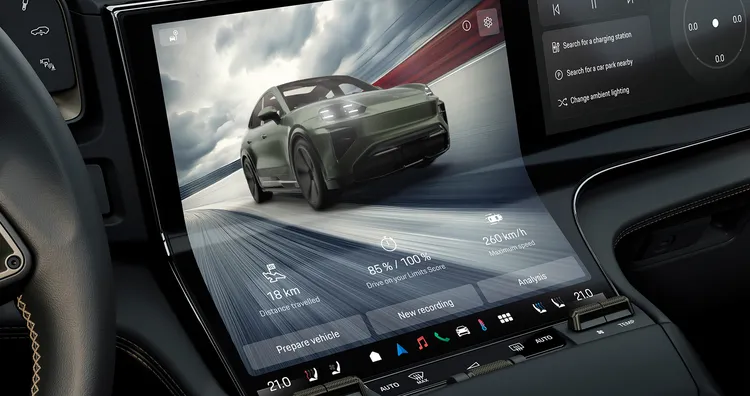 Close-up of the infotainment system in the Porsche Cayenne Turbo Coupé with Sport Chrono package.