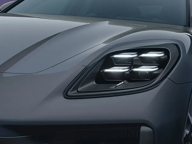保时捷 Panamera 隽永版高分辨率带矩阵光束 LED 大灯的细节图