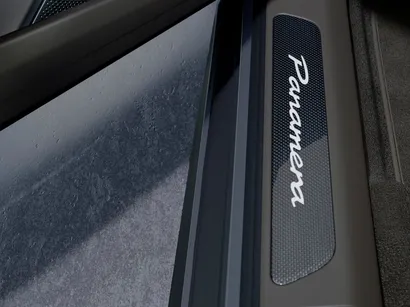 保时捷 Panamera 隽永版的座舱视图