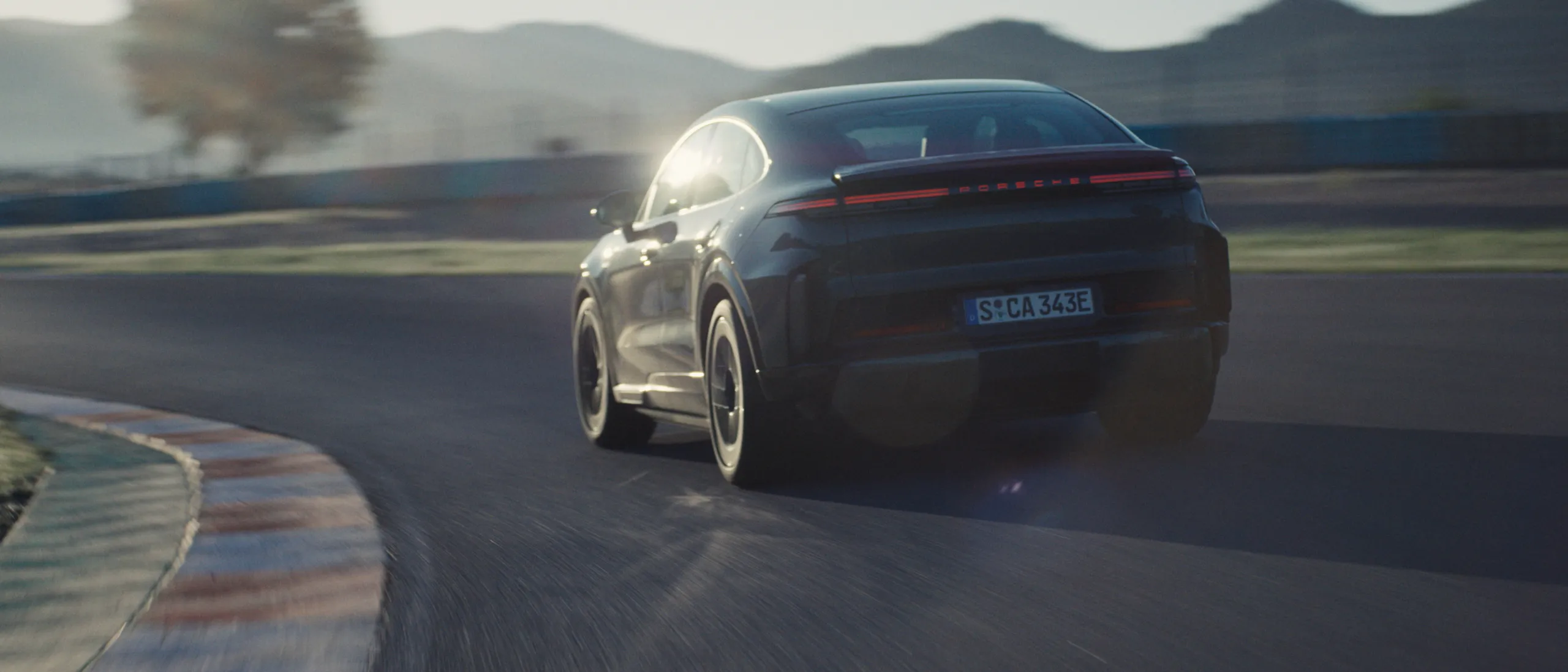 Cayenne Turbo Coupé exterior.