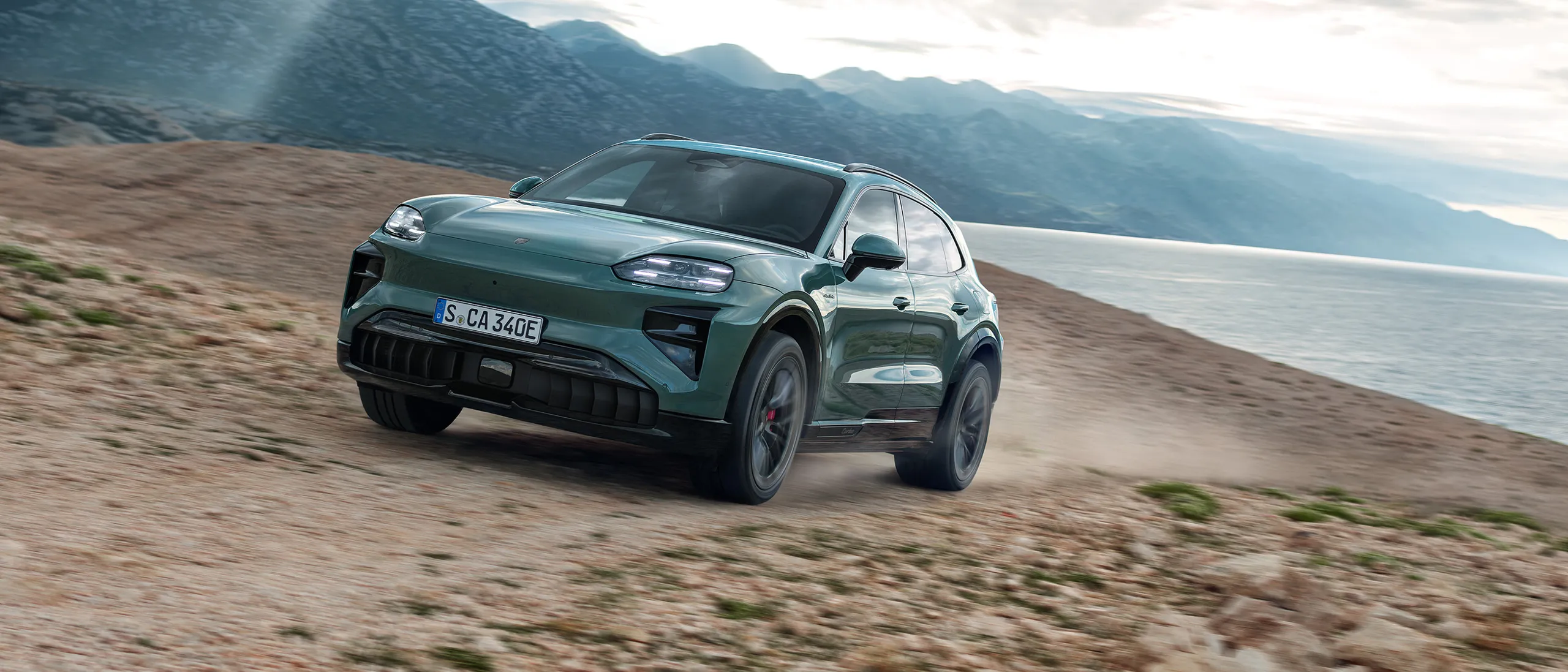 保时捷纯电 Cayenne Turbo 官方产品图